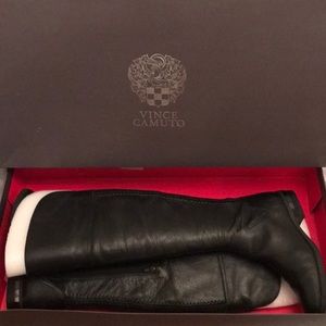 Vince Camuto over the knee size 7 boots in black